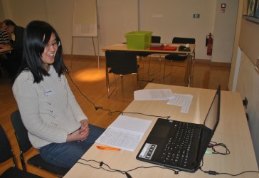 Photo of a student taking part in online speed networking with our alumnae through Skype